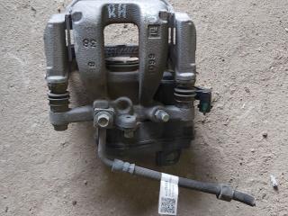 суппорт задний правый Chevrolet Equinox 3 поколение 2018, 1.5 л., бензин, АКПП, красный, внедорожник 5 дв., 84323159