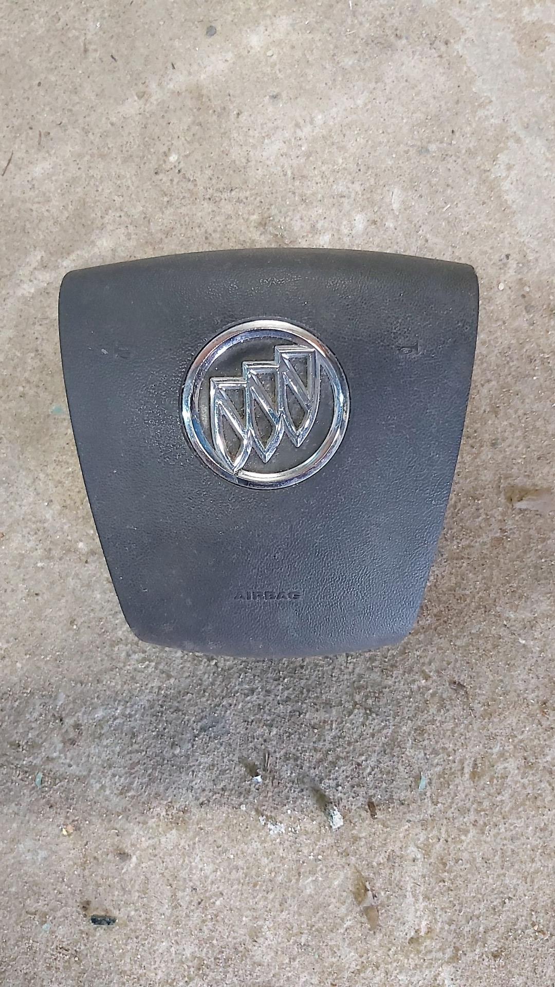 подушка безопасности водителя Opel Insignia 1 поколение (A) 2012, 2.0 л., бензин, АКПП, седан, 20941388 - фото №1