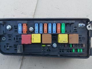 блок предохранителей Opel Vectra C [рестайлинг] 2006, 13205797