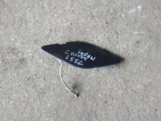 заглушка переднего бампера под крюк Opel Astra J 2011