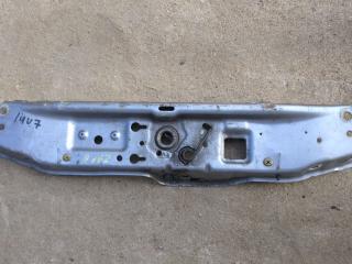 передняя панель крепления облицовки (телевизор) Opel Zafira 2 поколение (B) 2007