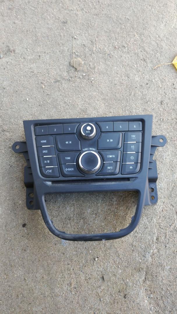 магнитола Buick Encore 1 поколение 2015, 1.4 л., LFF, бензин, АКПП, внедорожник 5 дв., 95052533 - фото №1