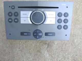 магнитола Opel Zafira 2 поколение (B) 2007, 13190856