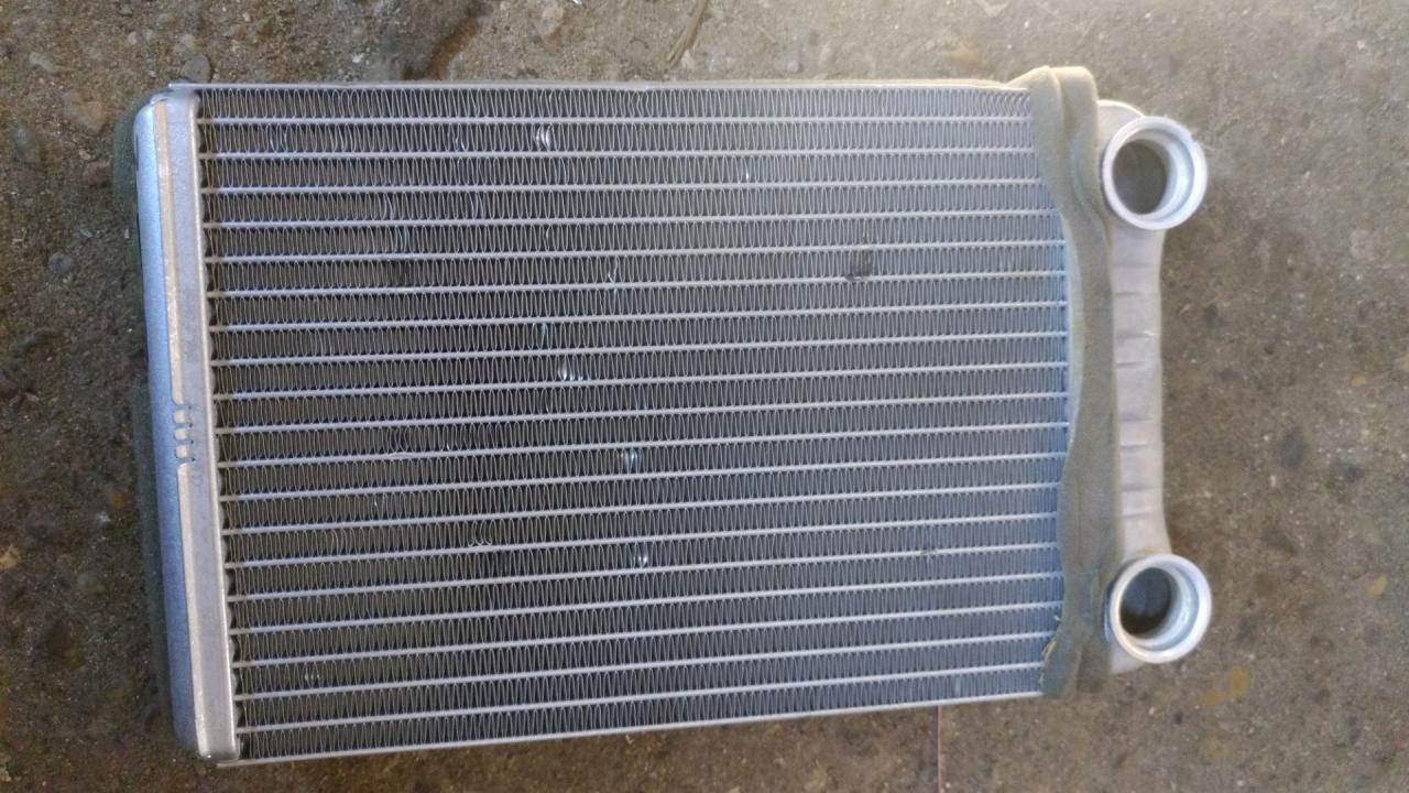 радиатор отопителя (печки) Chevrolet Cruze 2 поколение 2017, 1.4 л., бензин, АКПП, седан, 1290011467 - фото №1