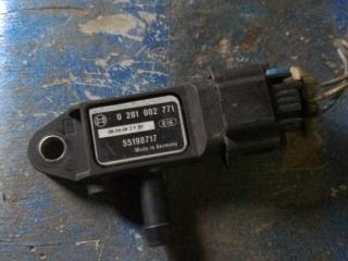 датчик давления (температуры) выхлопных газов Opel Zafira 2 поколение (B) [рестайлинг] 2008, 1.7 л., Z 17 DTJ, дизель, 55198717