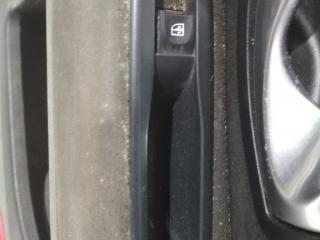 кнопка стеклоподъемника двери Renault Laguna 3 поколение 2008, хетчбэк 5 дв.