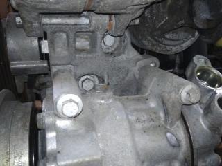 кронштейн компрессора кондиционера Nissan Juke YF15 [рестайлинг] 2012, 1.5 л., дизель, МКПП
