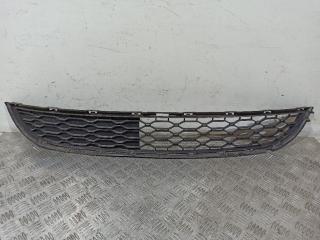 заглушка (решетка) в бампер Renault Twingo 2 поколение 2012, 622547230R