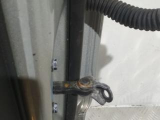 ограничитель открывания двери Hyundai Santa Fe 2 поколение (CM) 2006