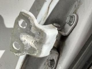 петля двери Chevrolet Spark M300 2010