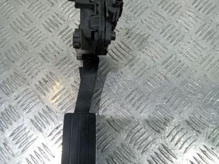 педаль Renault Twingo 3 поколение 2017, 180023357R