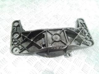 кронштейн КПП BMW 5 серия E60/E61 2006, 676110602