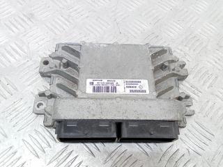 блок управления двигателем Renault Sandero 1 поколение 2009, 1.4 л., бензин, 8200856659