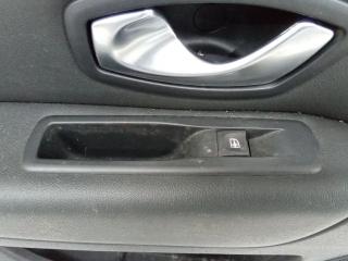 кнопка стеклоподъемника двери Renault Laguna 3 поколение 2008, хетчбэк 5 дв.