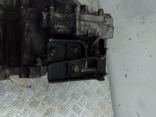кронштейн КПП Toyota Yaris XP9 2006, 1.4 л., дизель, МКПП