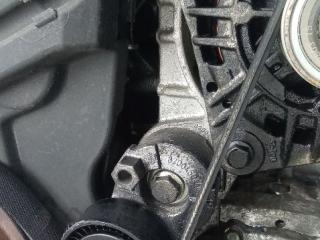 кронштейн генератора Dacia Logan 1 поколение 2006, 1.5 л., дизель, МКПП