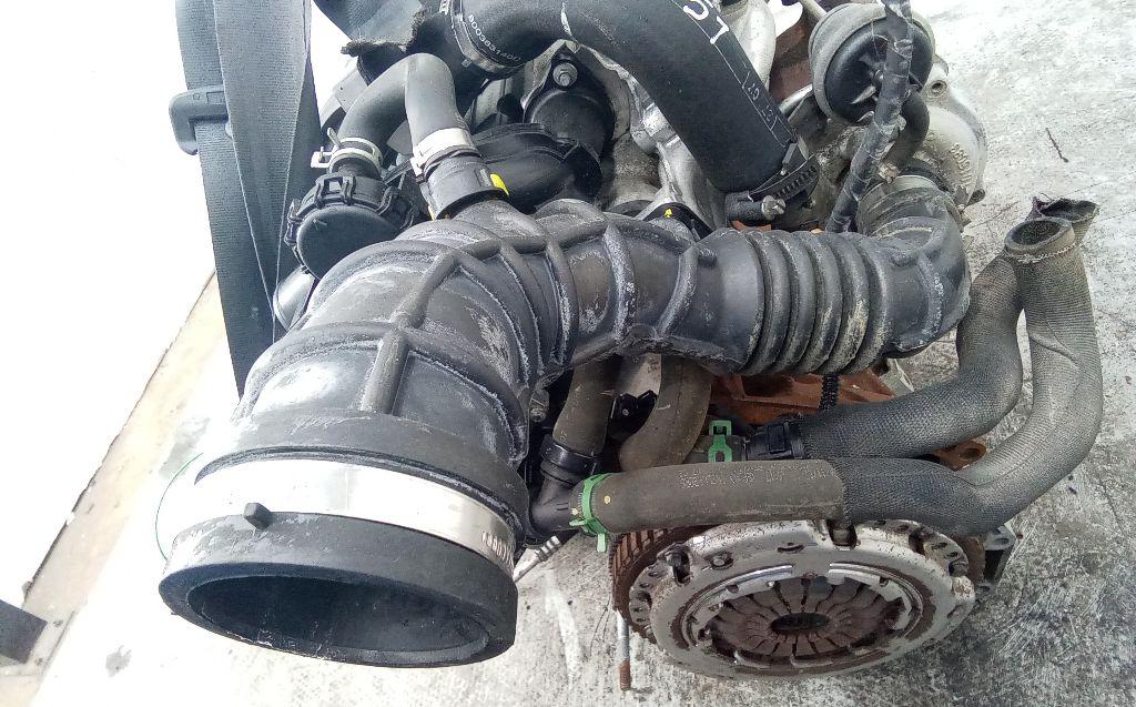 патрубок воздушного фильтра Renault Clio 3 поколение 2007, 1.5 л., дизель, МКПП, 8200500383 - фото №1