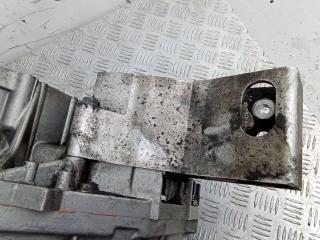 кронштейн КПП Volvo V70 2 поколение 2004, 2.4 л., дизель, АКПП