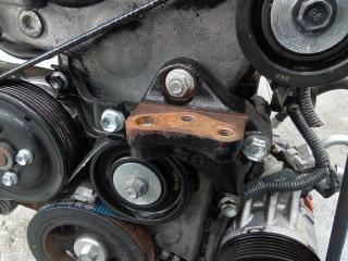 кронштейн двигателя Toyota Yaris XP9 2007, 1.3 л., бензин, МКПП