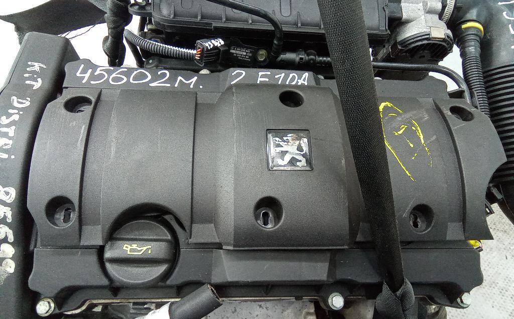 декоративная крышка двигателя Peugeot 307 1 поколение 2001, 1.6 л., бензин, МКПП, 9638602180 - фото №1