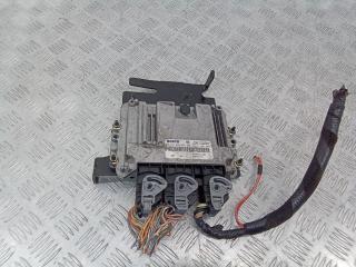 блок управления двигателем Renault Scenic 2 поколение 2006, 1.9 л., дизель, МКПП, 8200527725