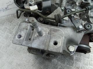 кронштейн КПП Volkswagen Sharan 1 поколение [рестайлинг] 2001, 1.9 л., дизель, МКПП, 7M3399135