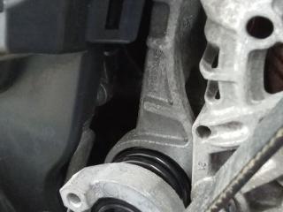 кронштейн генератора Renault Megane 3 поколение 2013, 1.5 л., дизель, МКПП, 8200669494
