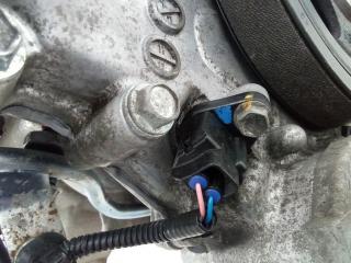 датчик коленвала Toyota Aygo 1 поколение AB10 [рестайлинг] 2012, 1.0 л., бензин, МКПП, 90919-05062