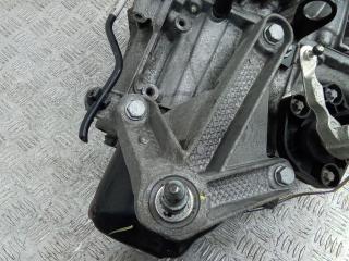 кронштейн КПП Renault Modus 1 поколение 2005, 1.5 л., дизель, МКПП, 8200043084