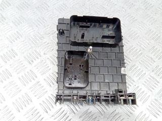 блок предохранителей Volkswagen Golf 4 поколение 2004, 1K0937124