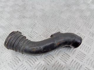 патрубок интеркулера Renault Clio 3 поколение 2009, 8200296596