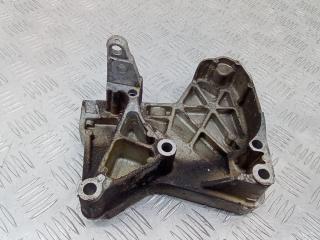 кронштейн двигателя Renault Megane 2 поколение 2006, 1.5 л., дизель, МКПП, 8200633253