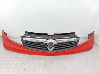решетка радиатора Opel Vivaro A [рестайлинг] 2013