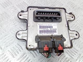 блок управления двигателем Jeep Commander 1 поколение 2006, P04692024