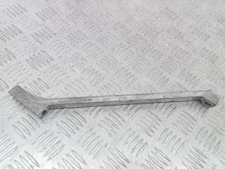 кронштейн генератора Renault Megane 2 поколение 2005, 1.6 л., бензин, МКПП, 8200122051