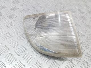 поворотник правый Mercedes-Benz Vito W638 2002