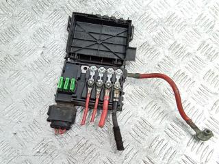 блок предохранителей Volkswagen Golf 4 поколение 2002, 1.9 л., дизель, МКПП, 1J0937550