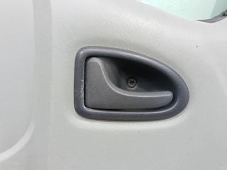 ручка внутренняя передняя левая Nissan Primastar 1 поколение 2004