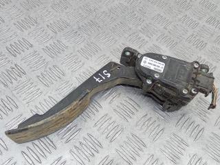 педаль Renault Duster 1 поколение 2012, 1.5 л., дизель, 8200386506