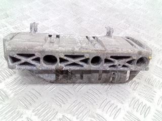 кронштейн (крепление) впускного коллектора Renault Megane 1 поколение [рестайлинг] 2001, 1.4 л., бензин, 7700110112