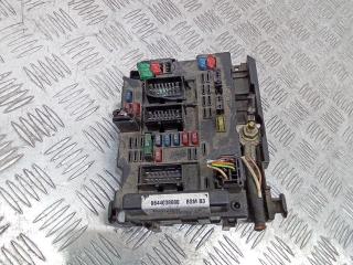 блок предохранителей Peugeot 307 1 поколение 2001, 9644038680