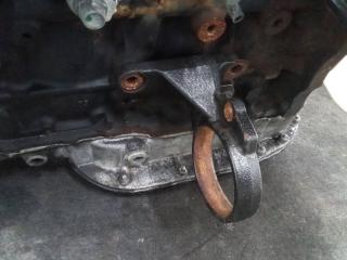 кронштейн полуоси Toyota Corolla 9 поколение (E120/E130) [рестайлинг] 2004, 2.0 л., дизель, МКПП