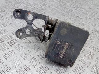 блок ABS Volkswagen Golf 5 поколение 2005, 1.9 л., дизель, 1K0907379
