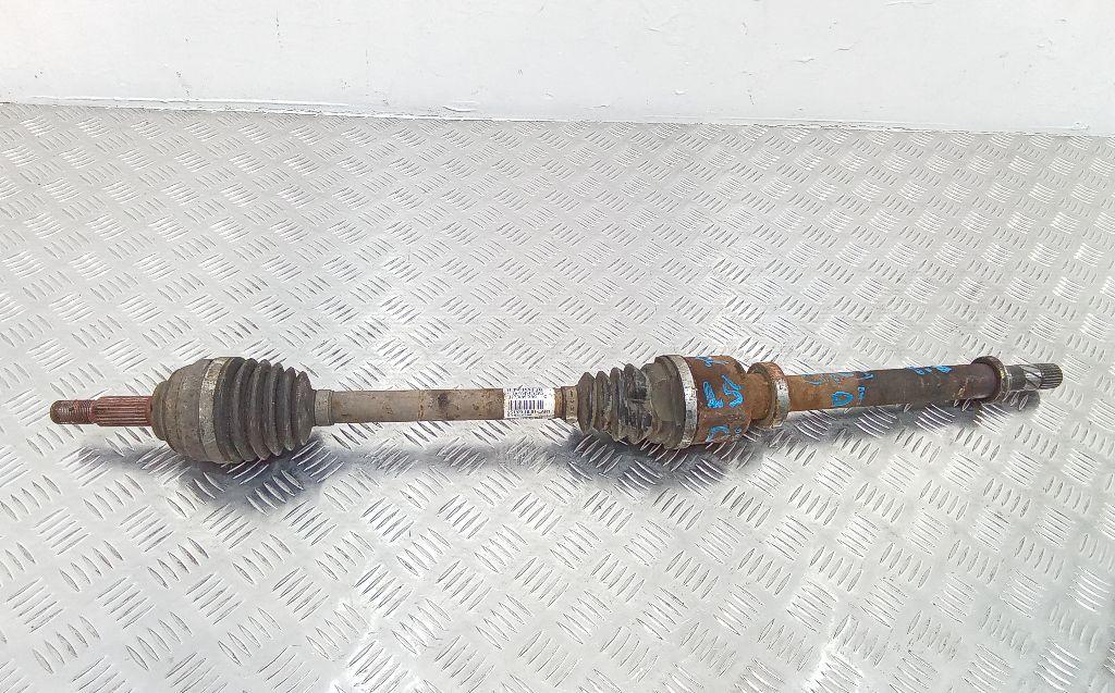 полуось передняя правая (приводной вал, ШРУС) Renault Clio 3 поколение 2006, 1.5 л., дизель, 8200499586 - фото №1
