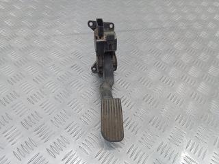 педаль Mercedes-Benz Vito W638 2001, A9013000404