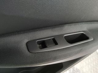 кнопка стеклоподъемника двери задней правой Nissan Qashqai 1 поколение 2007