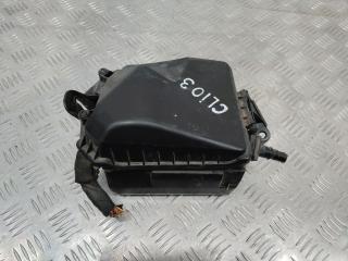 блок предохранителей Renault Clio 3 поколение 2008, 674658A