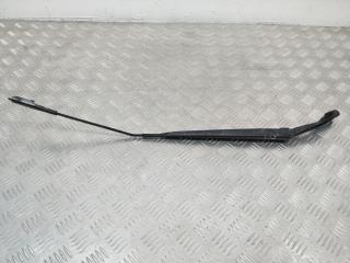 щеткодержатель (поводок стеклоочистителя, дворник) Nissan Qashqai 1 поколение 2007, 1.5 л., дизель, 80017607