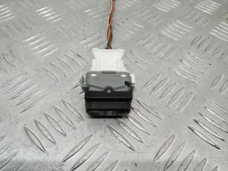 кнопка центрального замка Nissan Qashqai 1 поколение 2007, 1.5 л., дизель