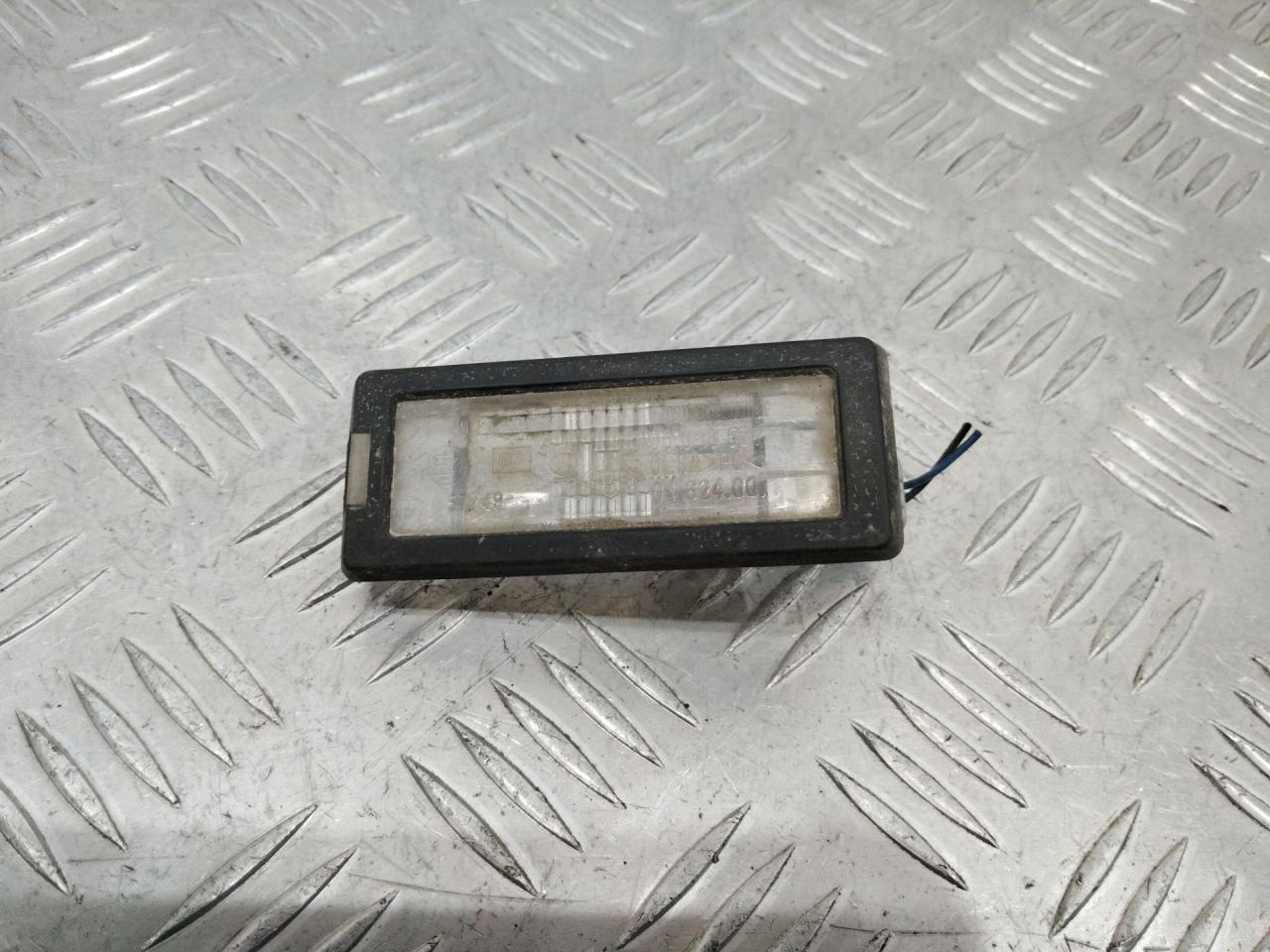 подсветка номера Dacia Lodgy 1 поколение 2012, 8200013577 - фото №1